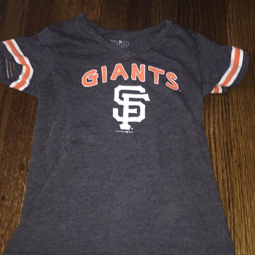 giants t-shirt